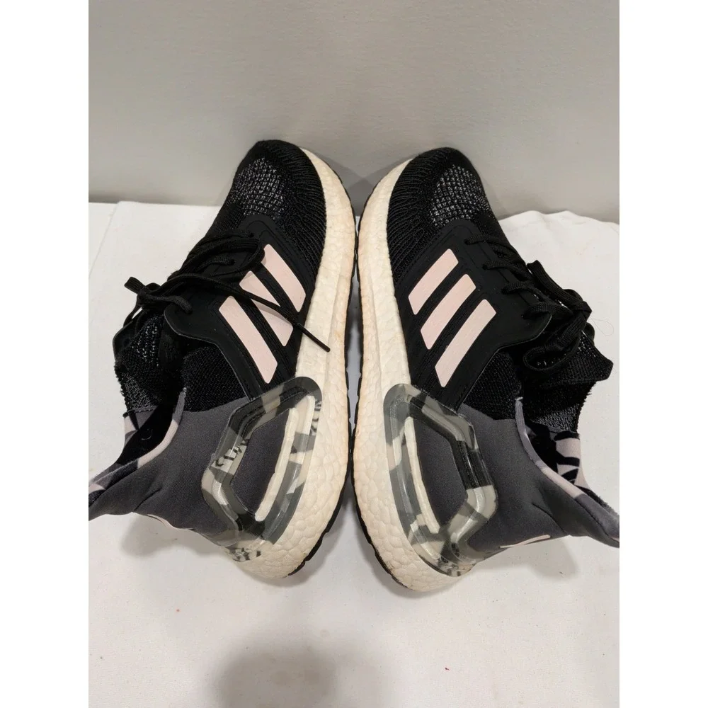 adidas UltraBoost 20 Black Pink Tint Mens Running Sneakers Sz 10 FV8330
